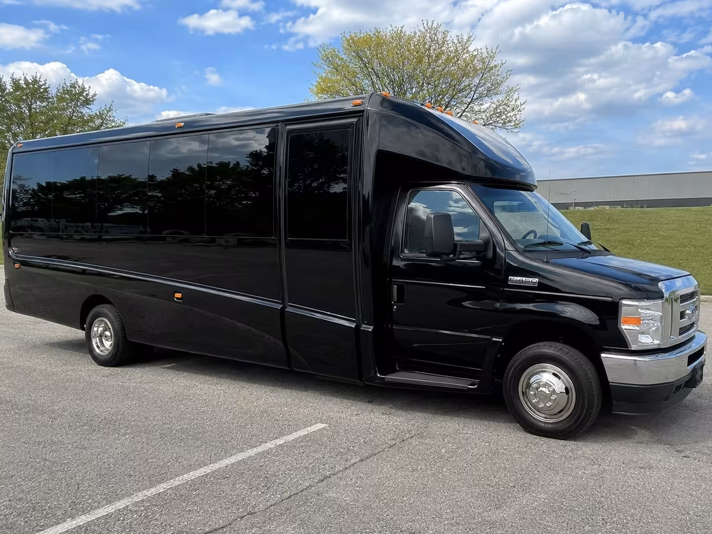 15 passenger minibus