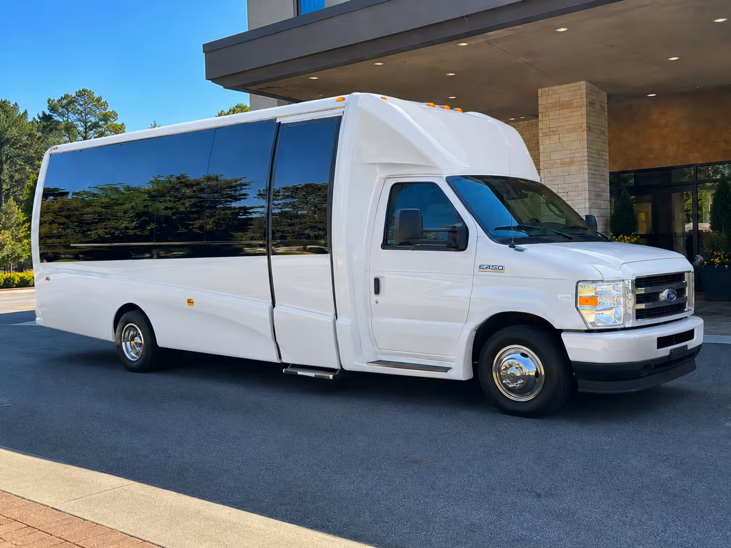 18 passenger minibus