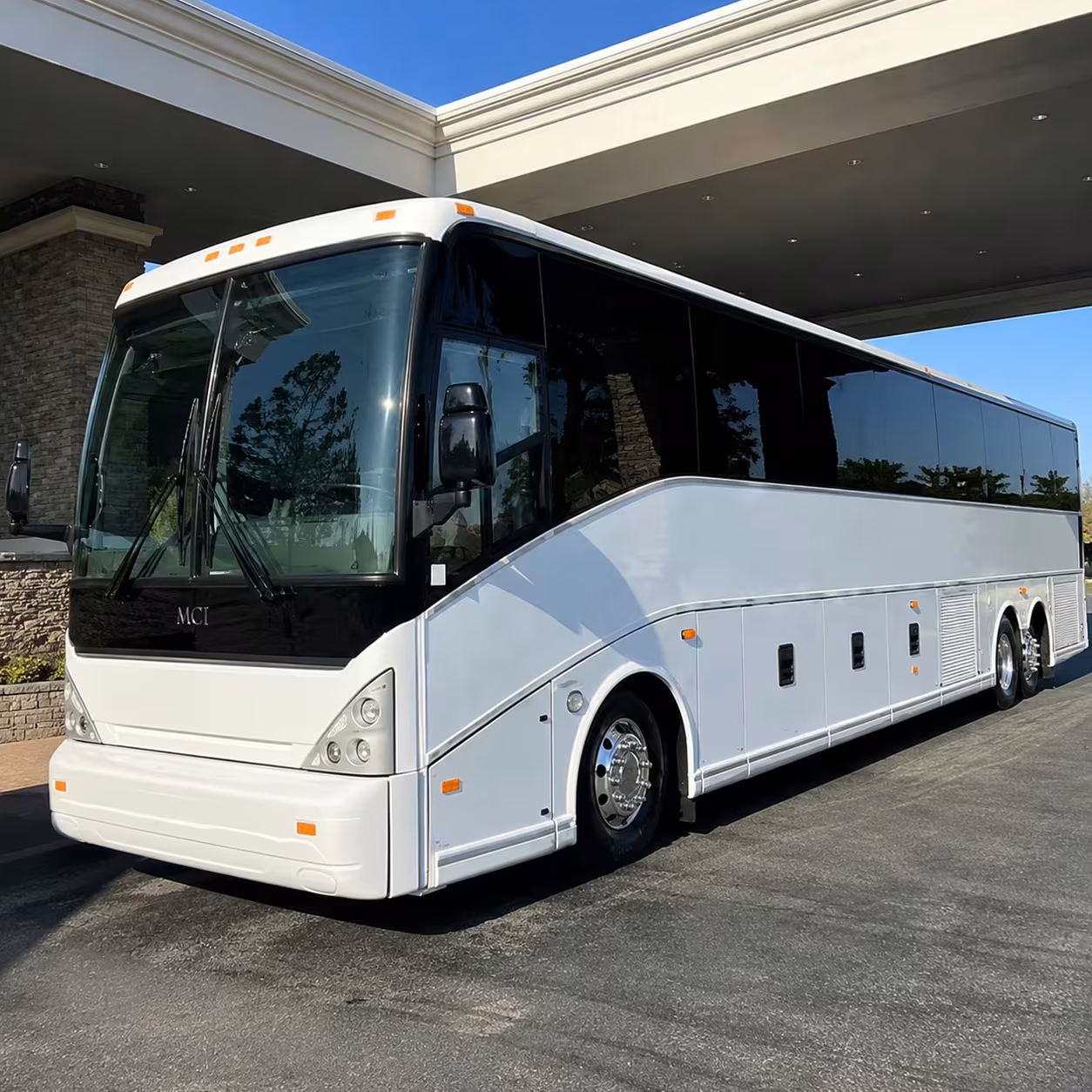 ann arbor employee transportation to detroit metro airport